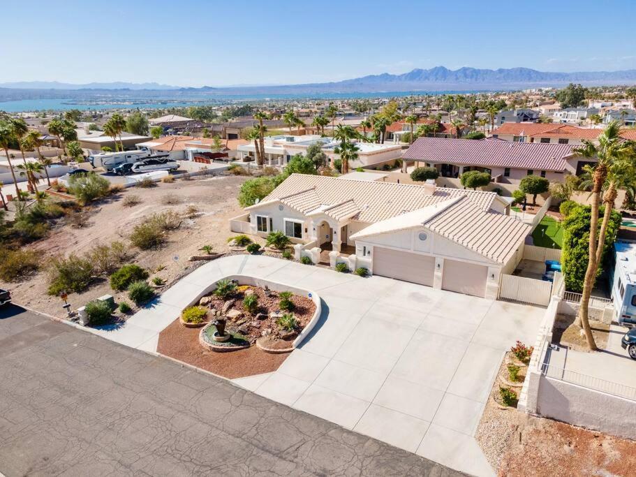Grand Havasu Oasis With Custom Pool & Spa! Lake Havasu City Exterior photo