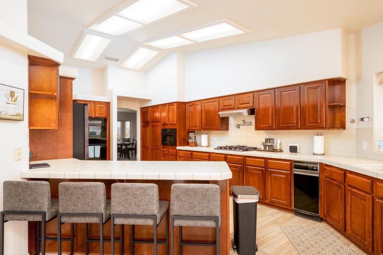 Grand Havasu Oasis With Custom Pool & Spa! Lake Havasu City Exterior photo
